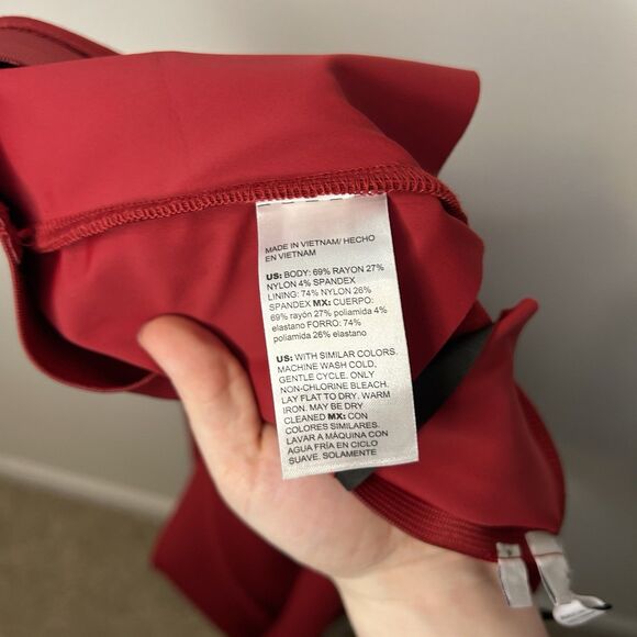 Chico’s Juliet Slim Pants Carmine Red Trim Detail NWT New Label - Size 1 Regular - Picture 13 of 13